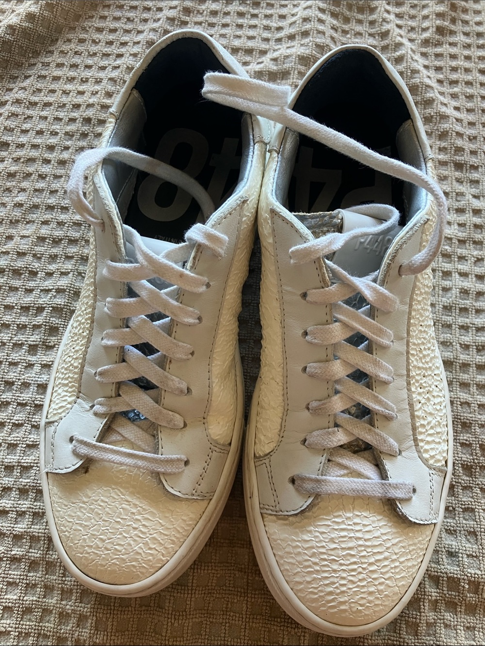 P448 White Textured Leather Men's Lace-Up Sneakers